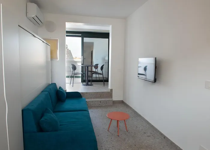 Lepetit Nest Apartament *